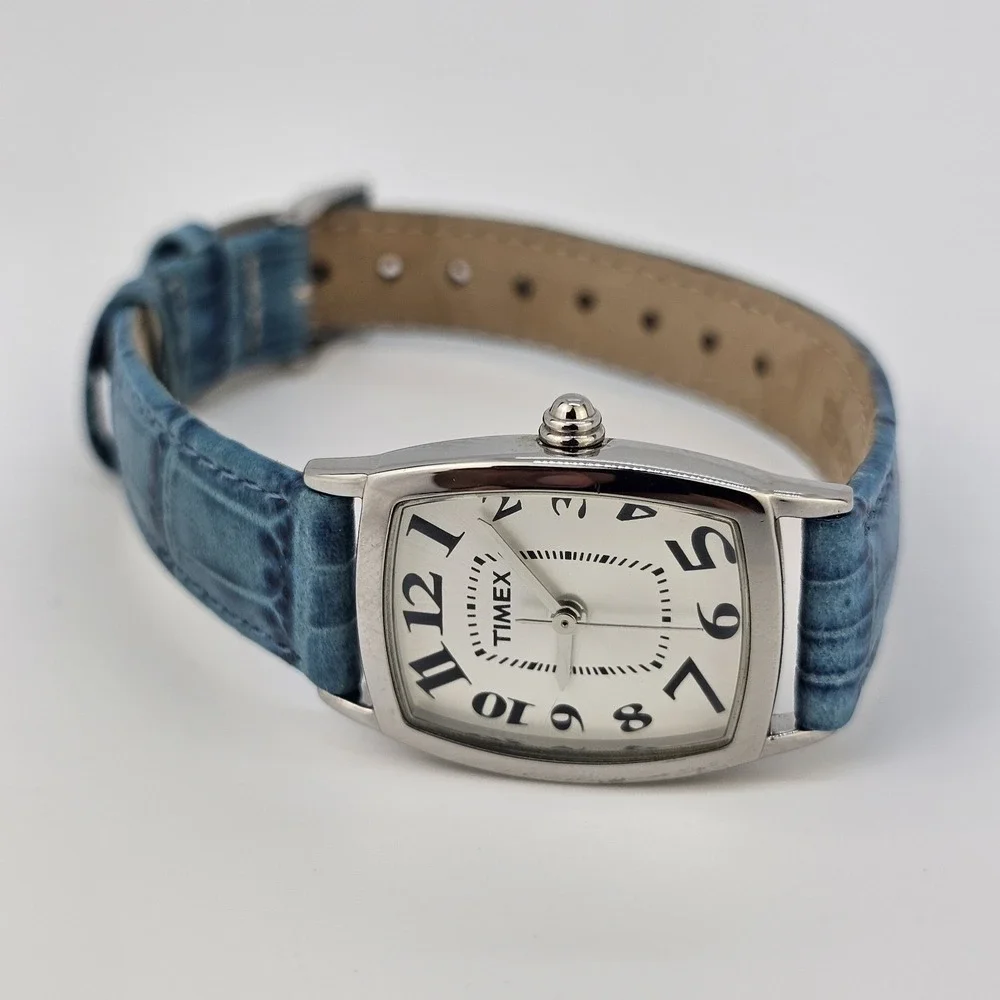 Timex‎ Women's Analog Watch 22MM Gray Dial Blue Leather Bands New Battery